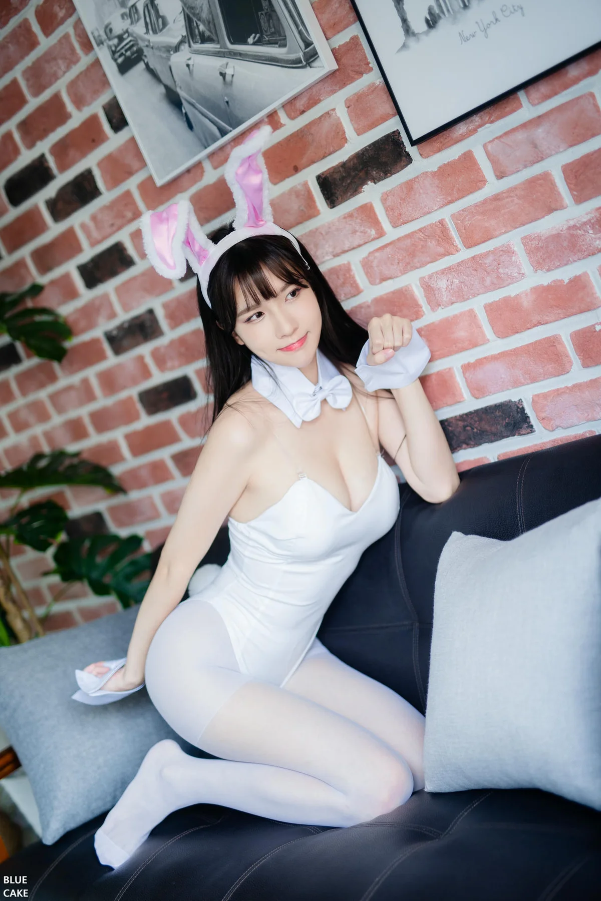 BLUECAKE  No.001 Ahrin黑白兔女郎制服爆乳 - 3