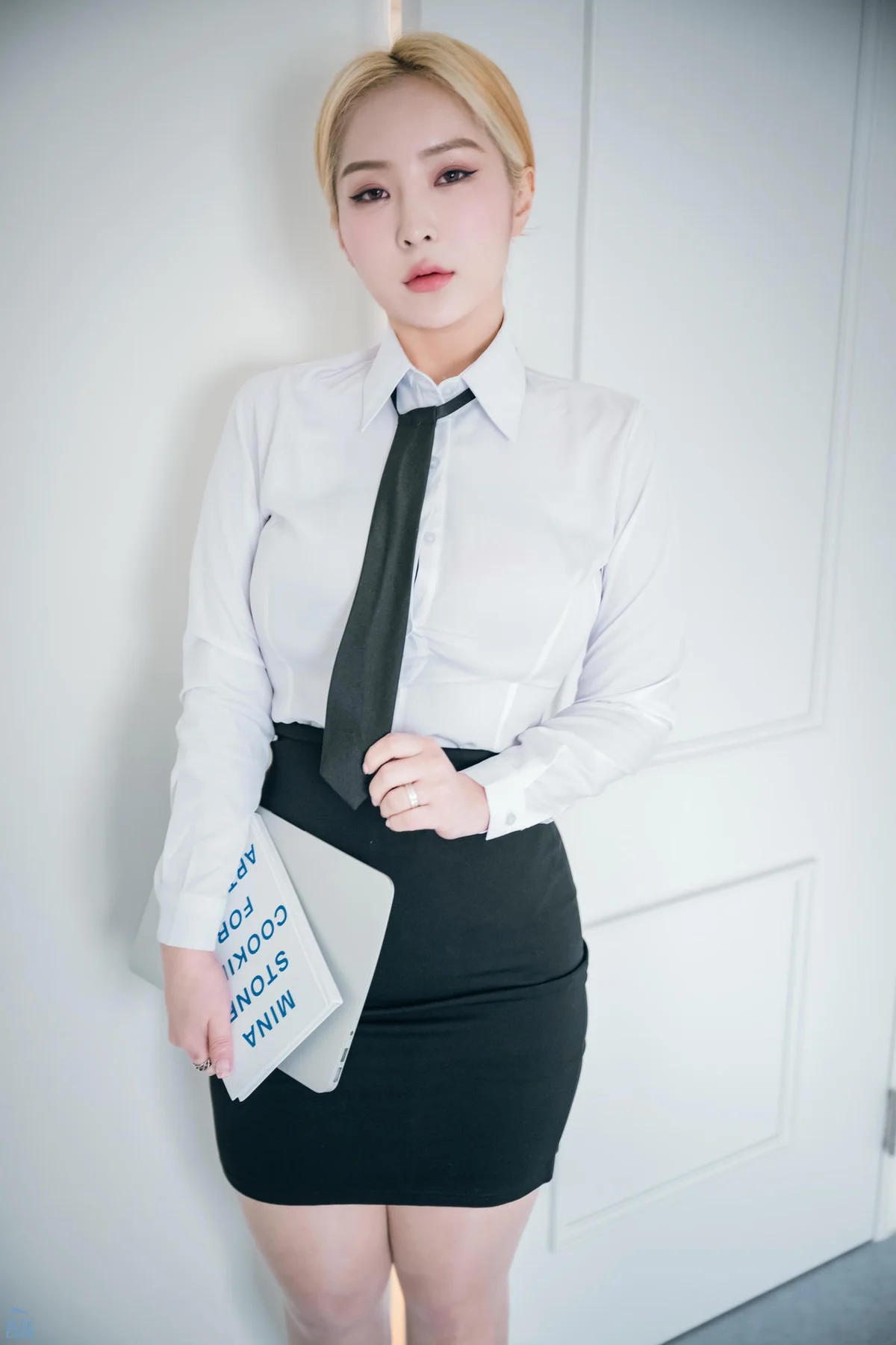 BLUECAKE No.125 JinJu爆乳ol制服 - 3