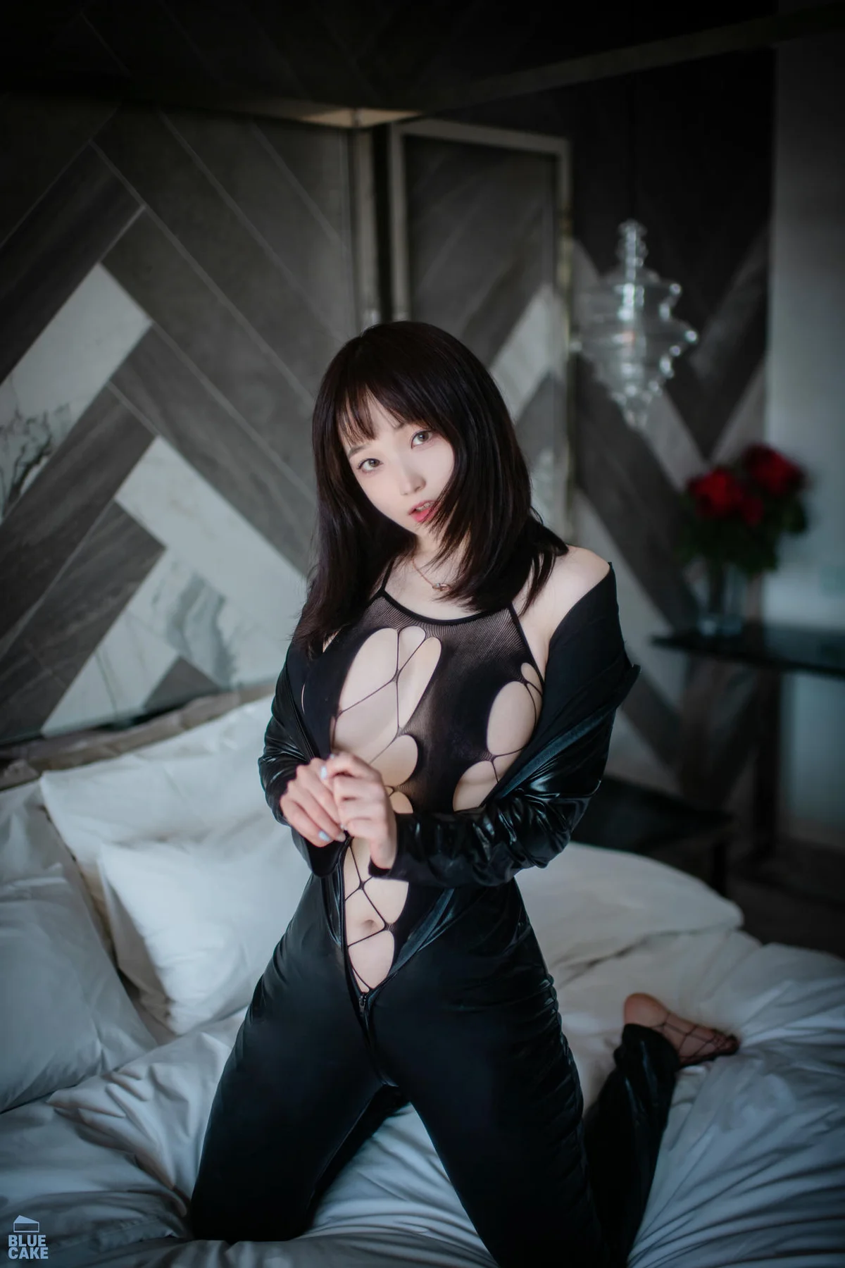 BLUECAKE No.126 Bambi皮衣连体衣 - 7
