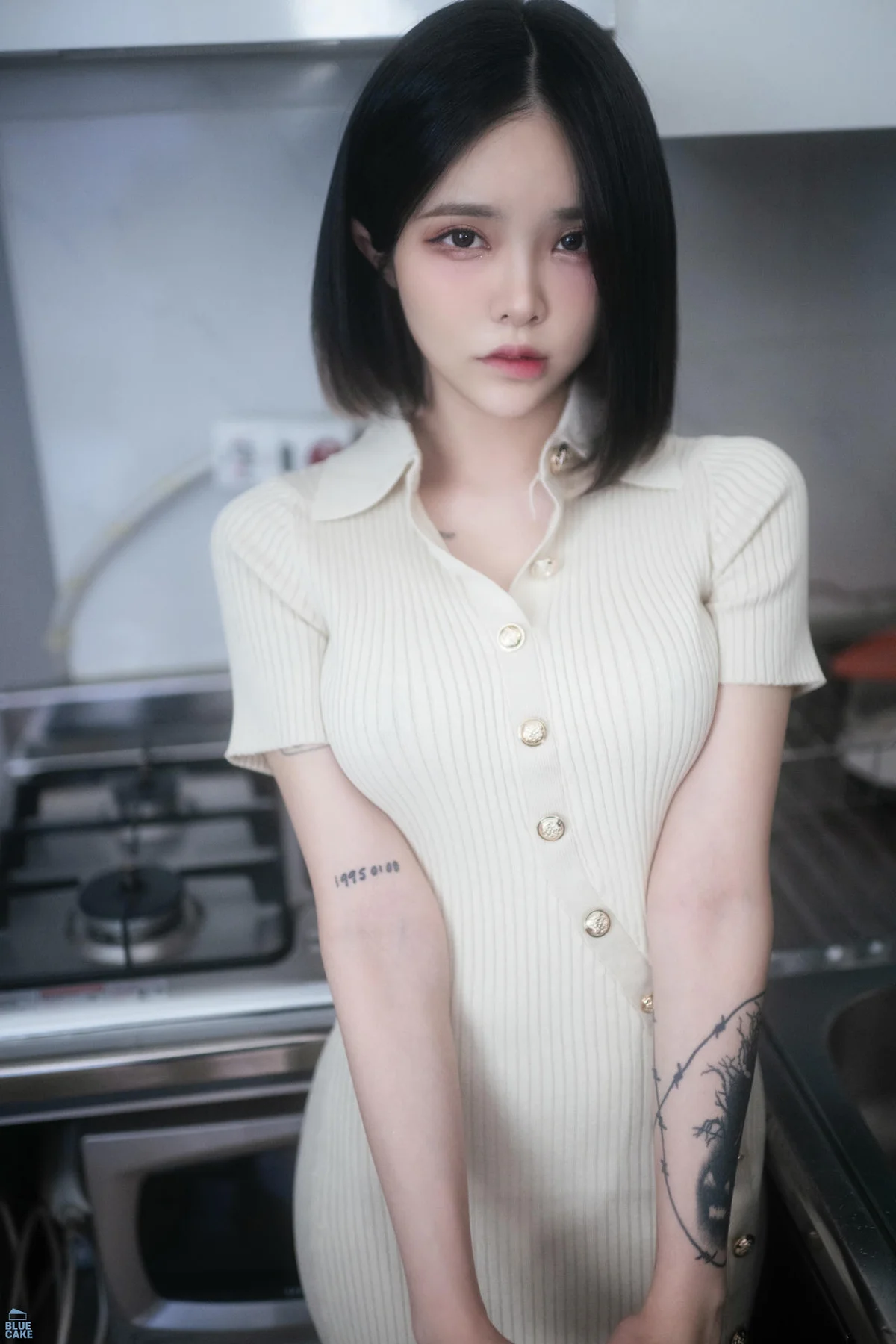 BLUECAKE No.143 Hikari抹胸短发美女 - 6