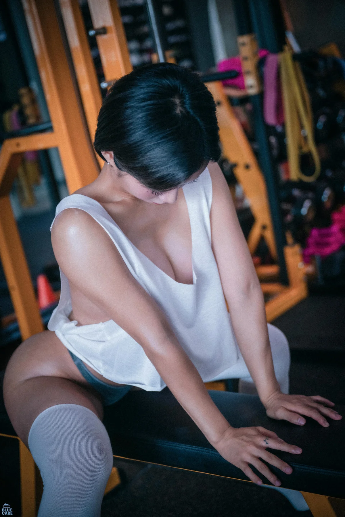 BLUECAKE No.144 Booty Queen爆乳背心 - 7
