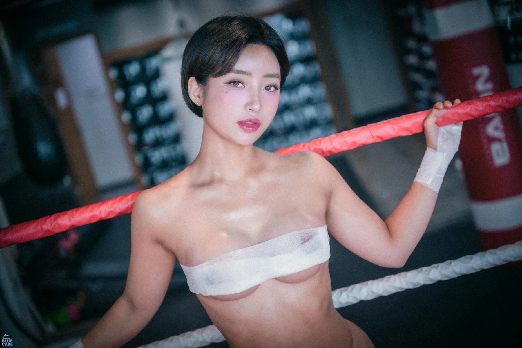 BLUECAKE No.145 Booty Queen短发美女抹胸美乳 - 2