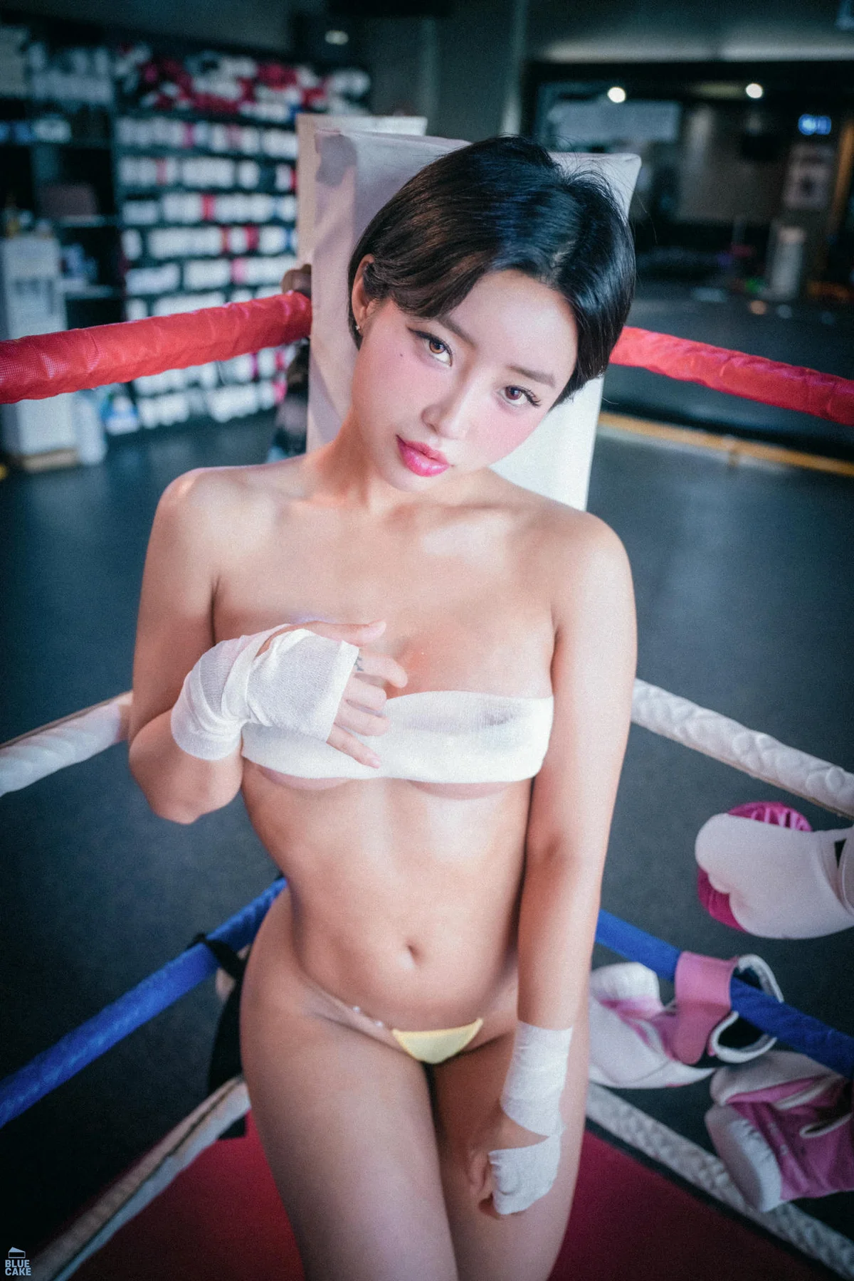 BLUECAKE No.145 Booty Queen短发美女抹胸美乳 - 4
