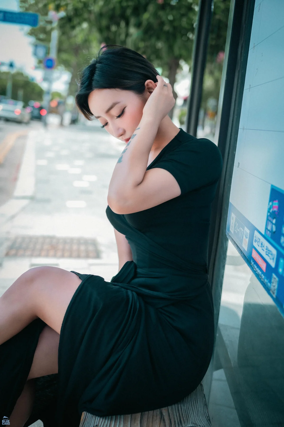 BLUECAKE No.157 Booty Queen公园写真黑裙 - 1