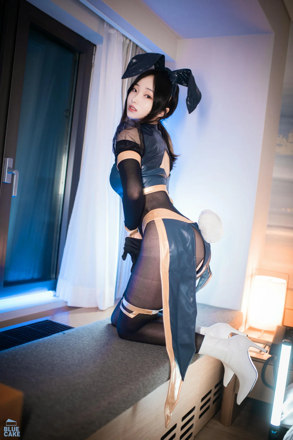 BLUECAKE No.184 Bambi制服兔女郎黑丝 - 1