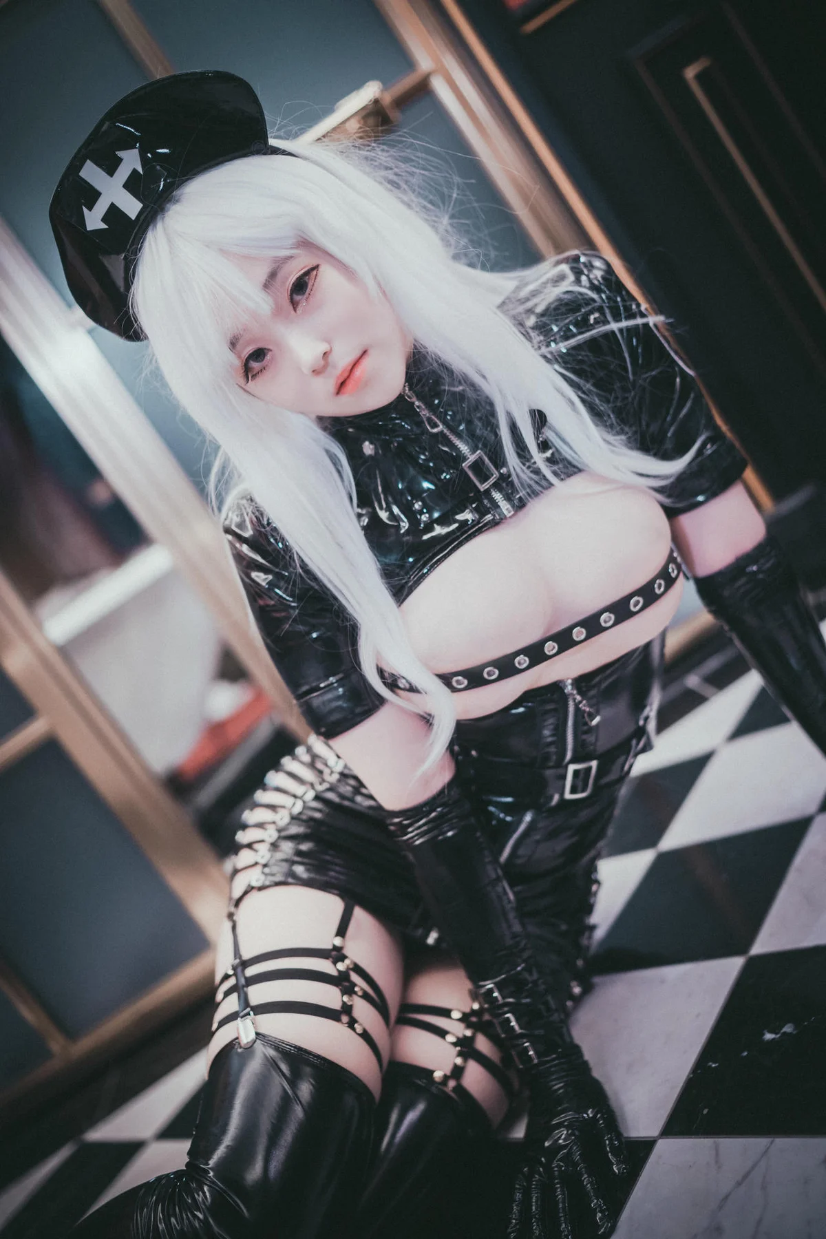 DJAWA No.035 Bambi皮裙警花制服 - 3