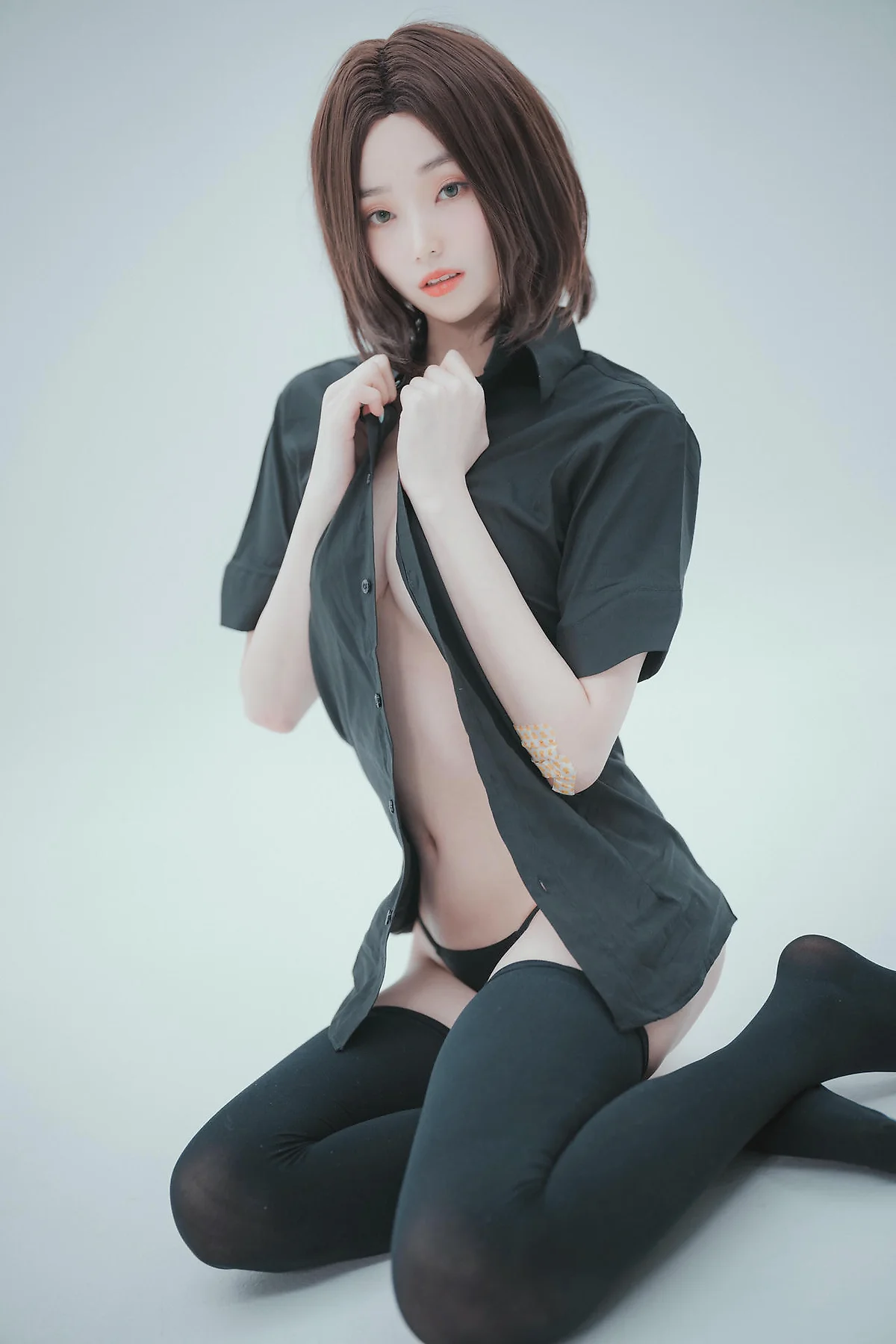 DJAWA No.080 Bambi制服短发气质美女 - 4