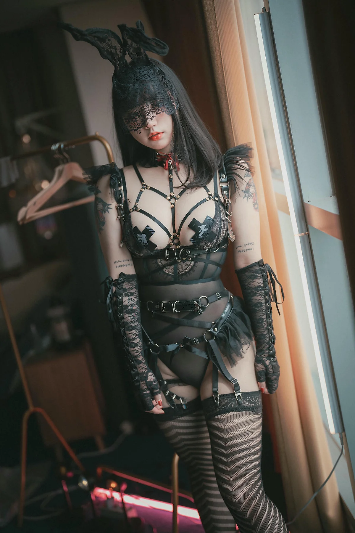 DJAWA No.098 Echi Reine纹身翘臀少女 - 5