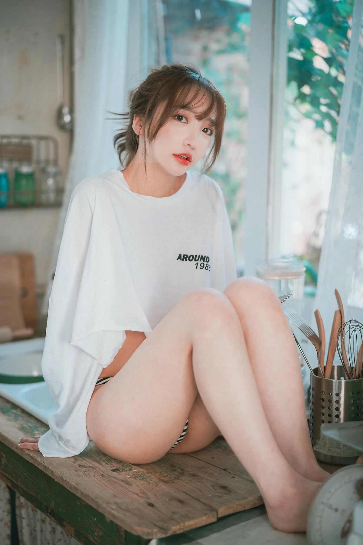 DJAWA No.132 Son Ye-Eun玉背俏皮少女 - 9