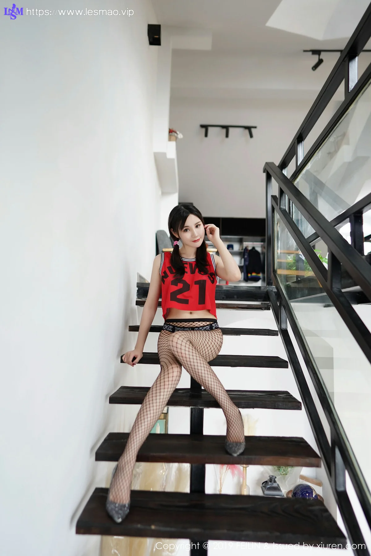 FeiLin 嗲囡囡 Vol.206 Celina青妍 爆乳渔网袜性感写真 - 5