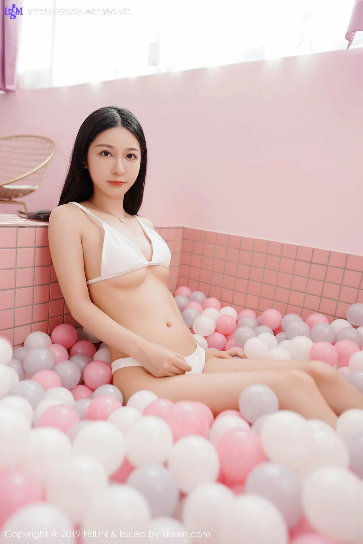 FeiLin 嗲囡囡 Vol.207 luna张静燕 女友视角 - 1