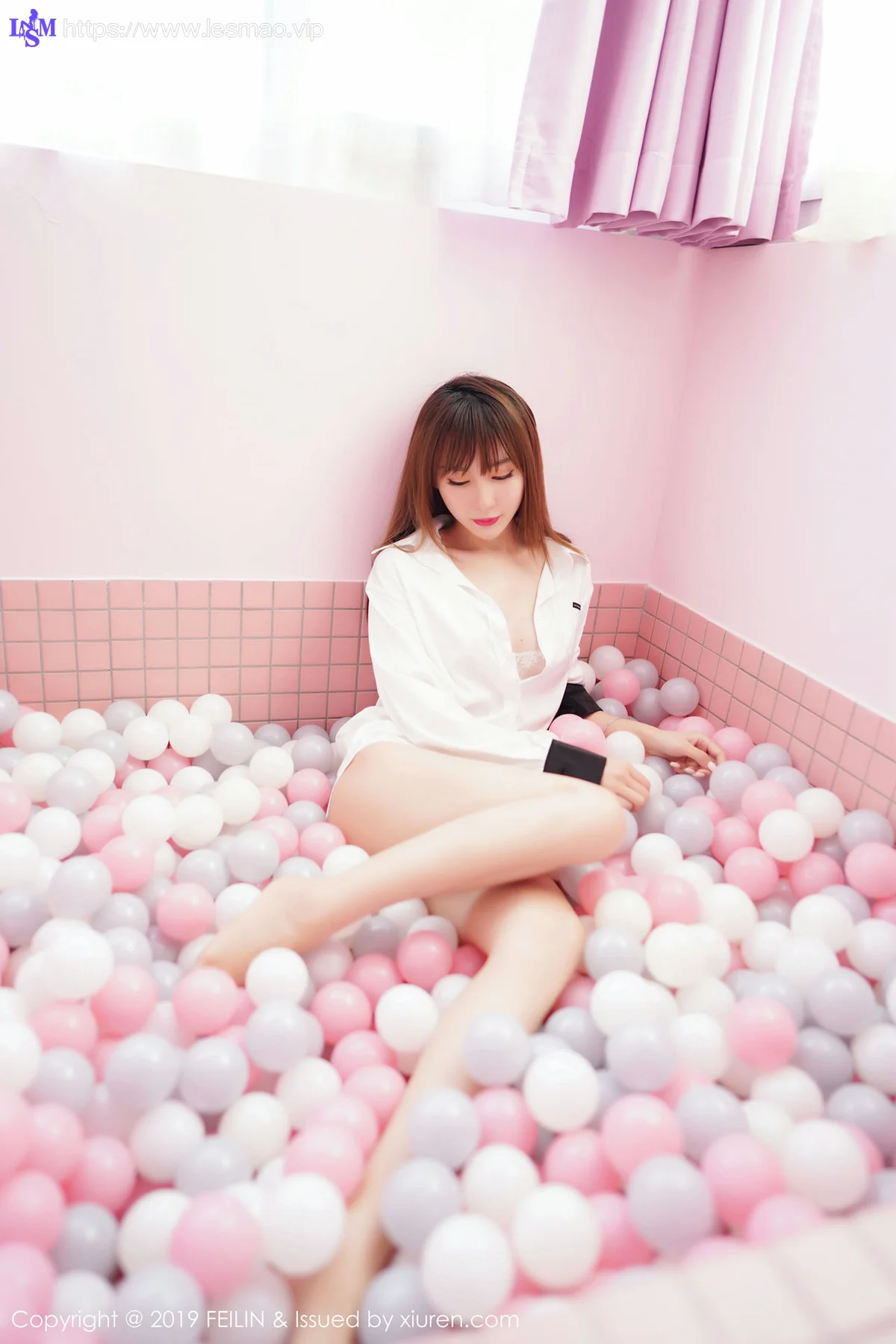 FeiLin 嗲囡囡 Vol.214 程梓首套写真 - 1