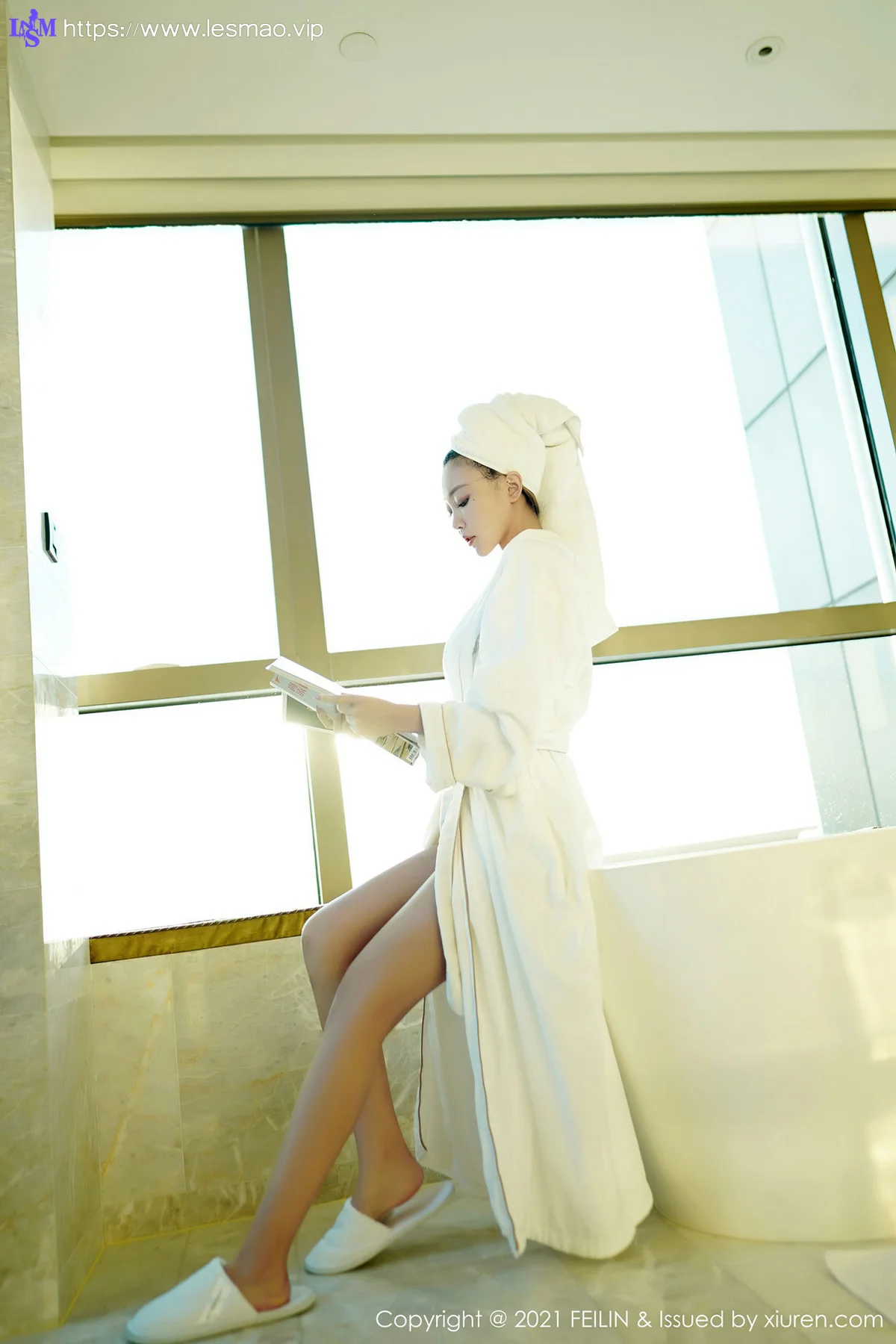 FeiLin 嗲囡囡 Vol.388 浴缸湿身 冯木木LRIS 性感写真 - 1