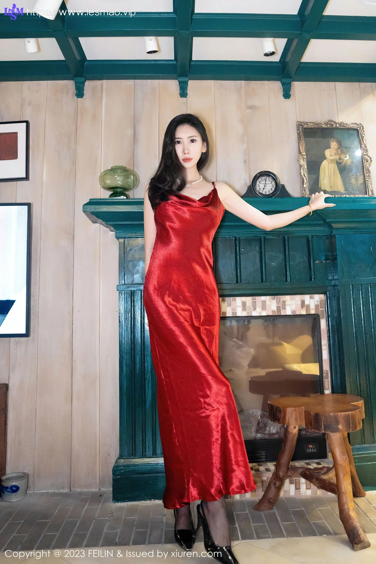FeiLin 嗲囡囡 Vol.467  章芃芃 吊带长裙性感写真2 - 4