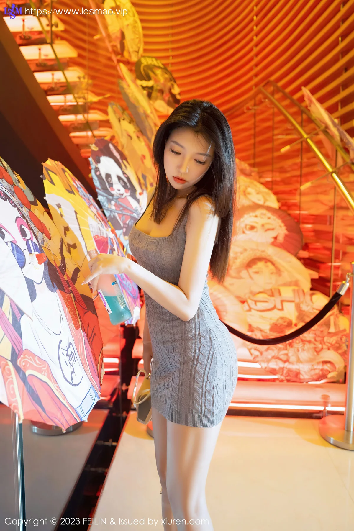 FeiLin 嗲囡囡 Vol.468  冯木木LRIS 背带短裙性感写真 - 5