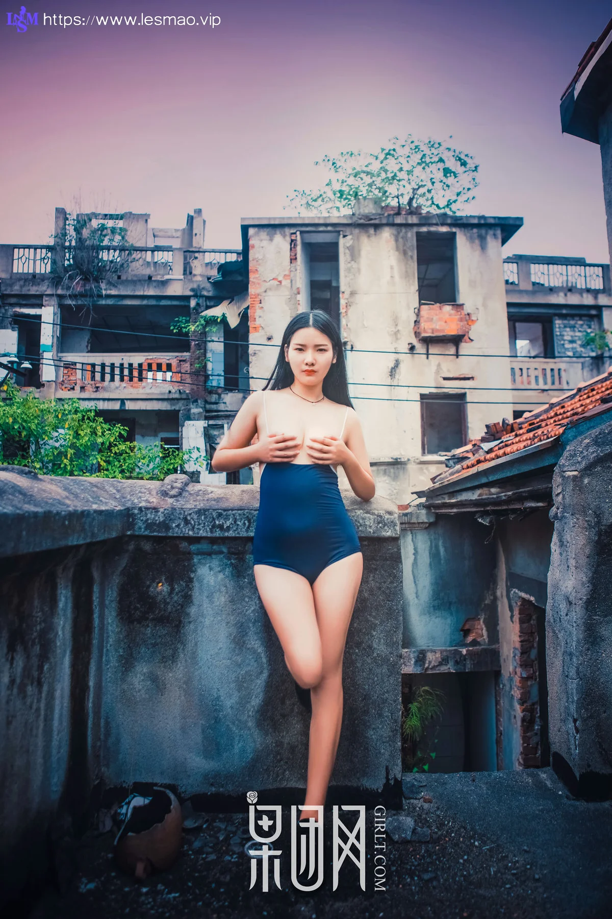GIRLT 果团网 No.089 老房子的连体衣美女_独眼大脸猫 - 2