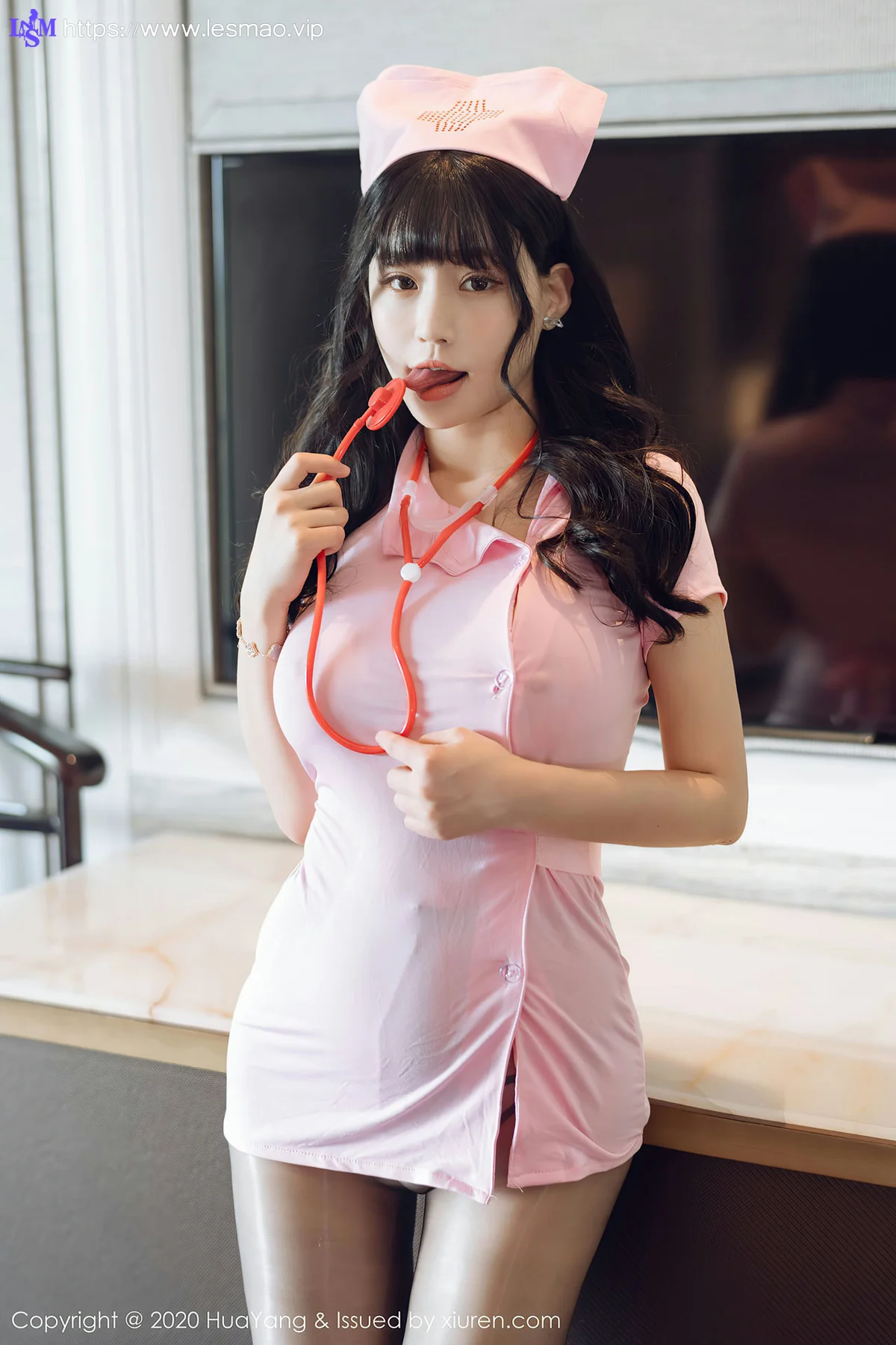 HuaYang 花漾show Vol.302 诱惑护士 朱可儿 童颜巨乳 - 1
