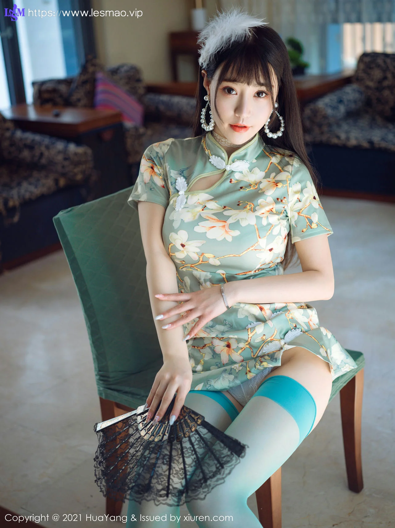 HuaYang 花漾show Vol.390 青瓷色旗袍 朱可儿Flower 三亚旅拍写真 - 5