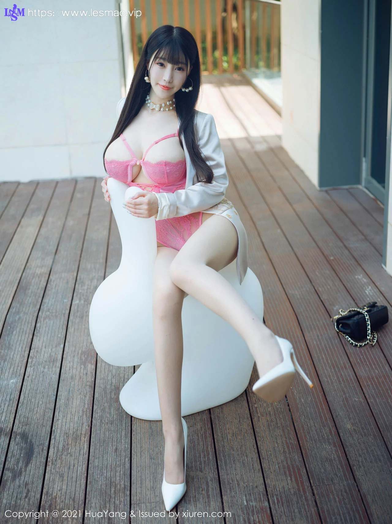 HuaYang 花漾show Vol.396 粉色镂空服饰 朱可儿Flower 三亚旅拍写真 - 4