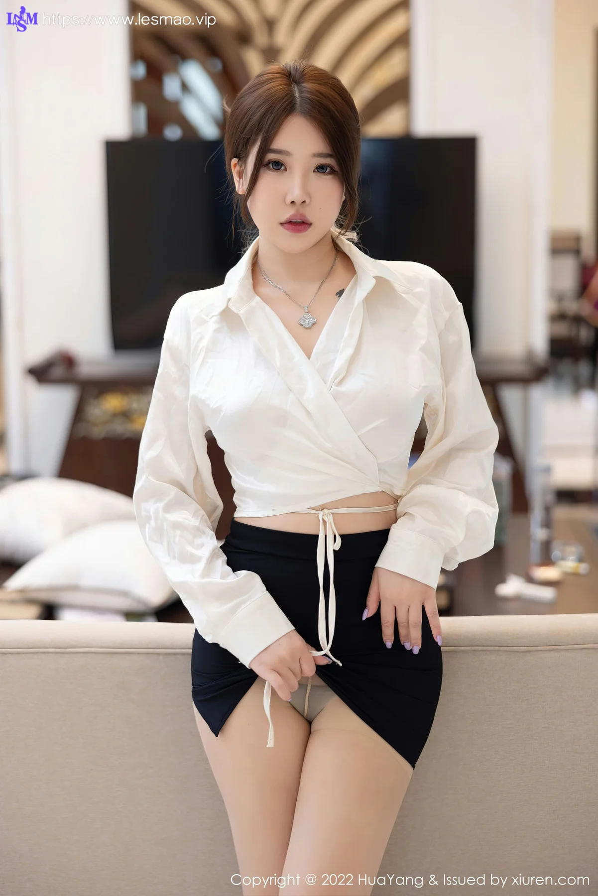 HuaYang 花漾show Vol.516 小海臀Rena 黑色短裙西双版纳旅拍22 - 2