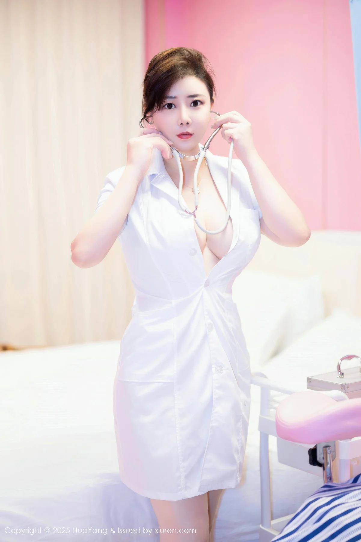 HuaYang 花漾show Vol.649 王婉悠Queen 白色护士制服诱惑 - 2