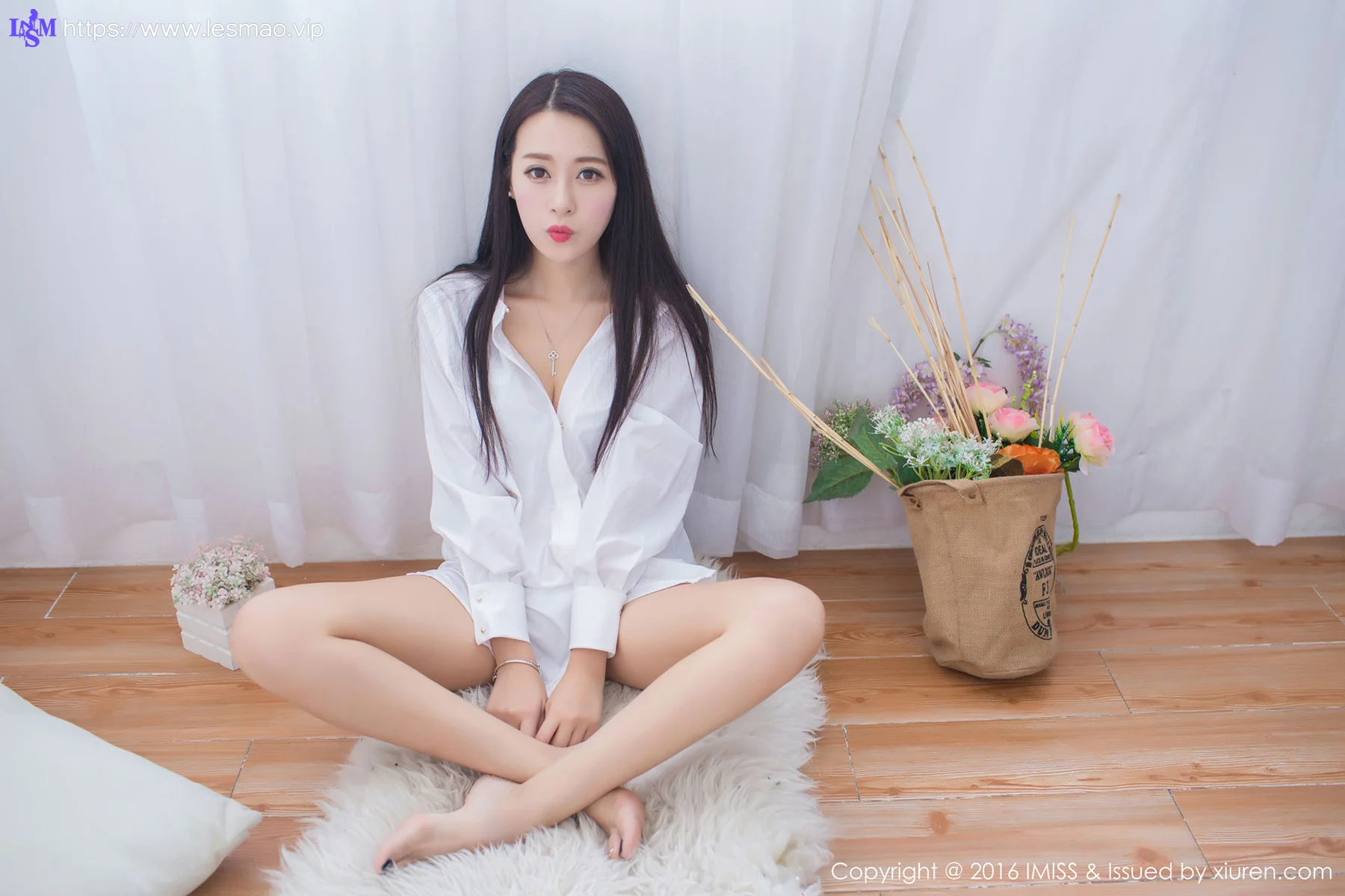 IMiss 爱蜜社 Vol.137 Modo 王曼妮好Q - 2