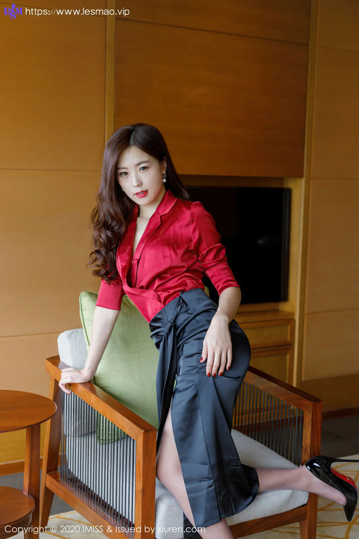 IMiss 爱蜜社 Vol.502 杨紫嫣cynthia 典雅礼裙魅惑丝袜 - 3