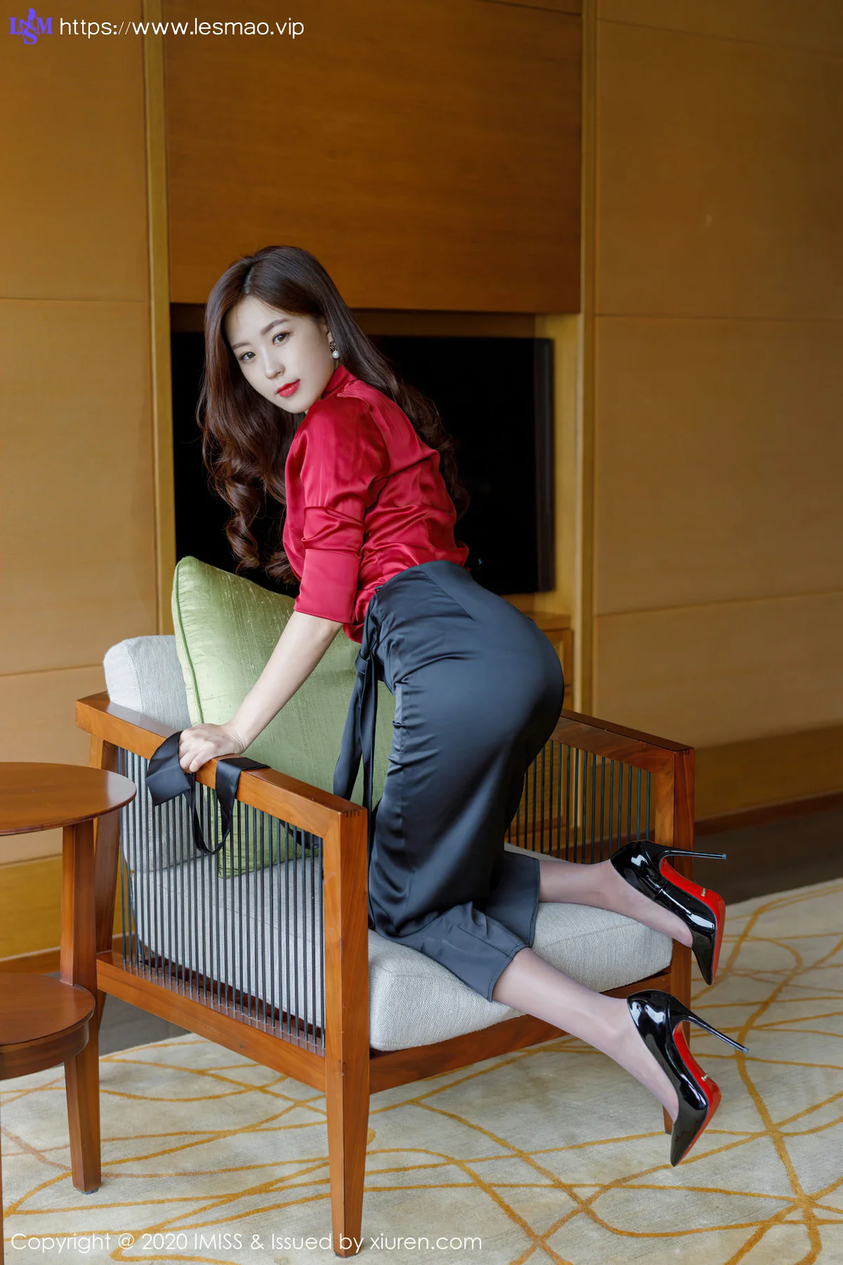 IMiss 爱蜜社 Vol.502 杨紫嫣cynthia 典雅礼裙魅惑丝袜 - 5
