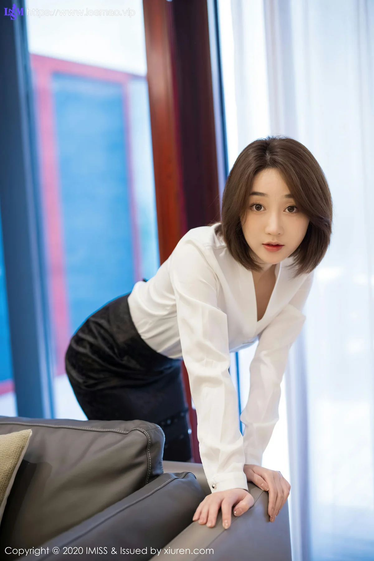 IMiss 爱蜜社 Vol.506 九月生 黑短期黑丝秘书 - 2