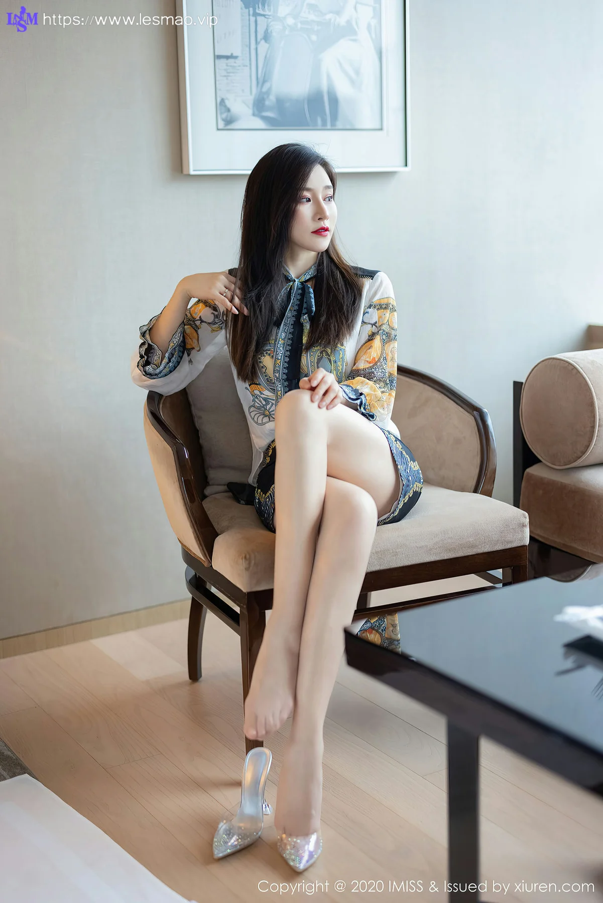 IMiss 爱蜜社 Vol.525 vanessa 丝袜美腿写真肤白如玉 - 1