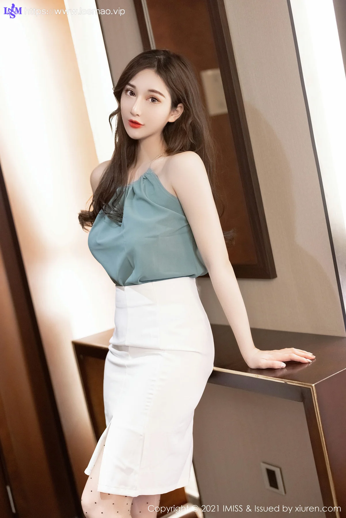 IMiss 爱蜜社 Vol.590 丝袜内衣 Lavinia肉肉 性感写真 - 4