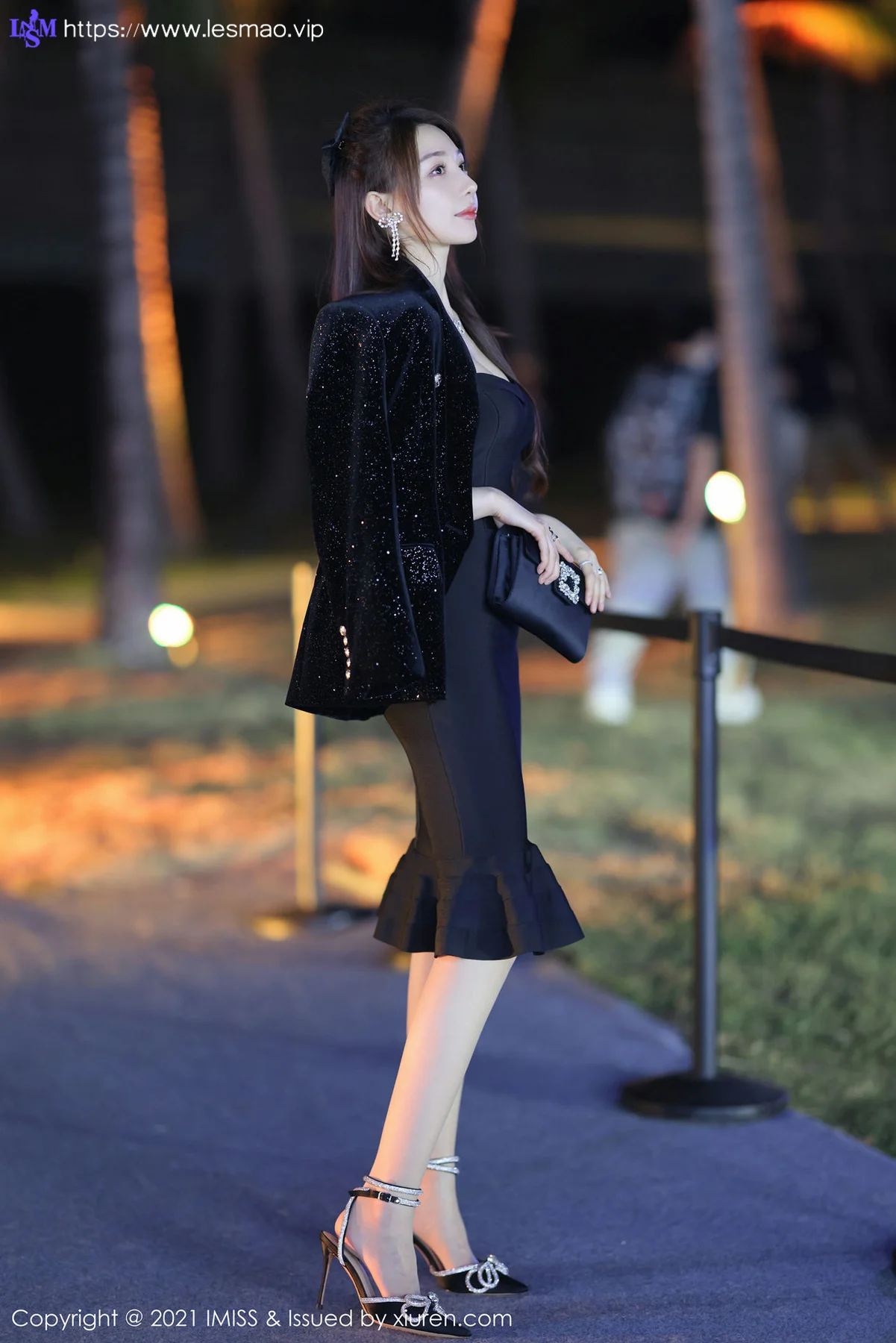IMiss 爱蜜社 Vol.597 女神街拍系列第二部  Lynn刘奕宁 气质女神 - 5