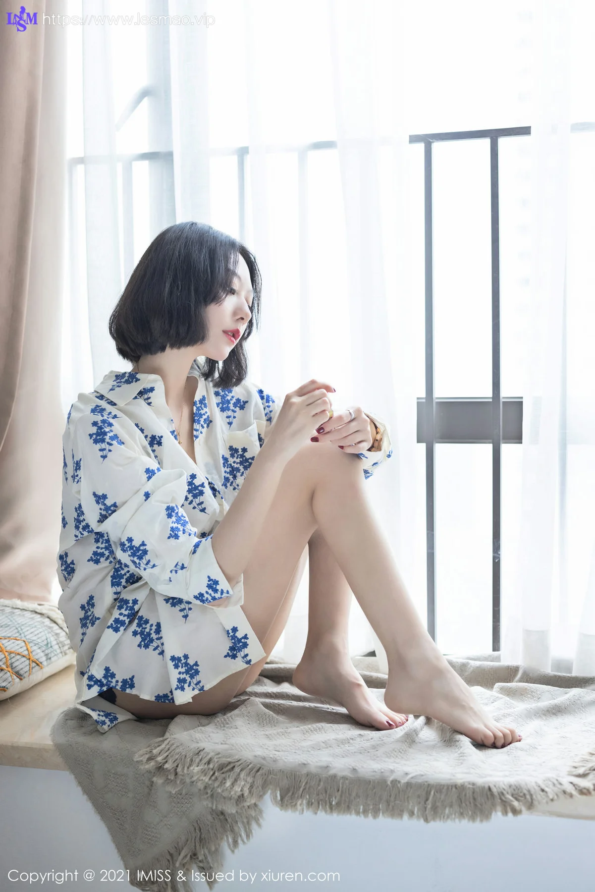 IMiss 爱蜜社 Vol.602 朦胧丝足美腿  艺轩 气质美女写真2 - 9