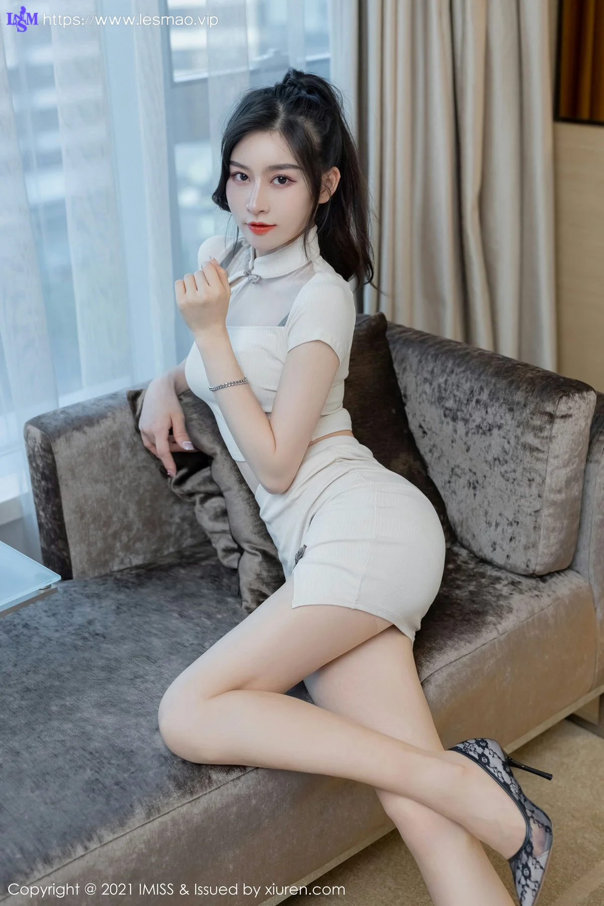 IMiss 爱蜜社 Vol.634 丝袜美足 Vanessa 气质美女3 - 9