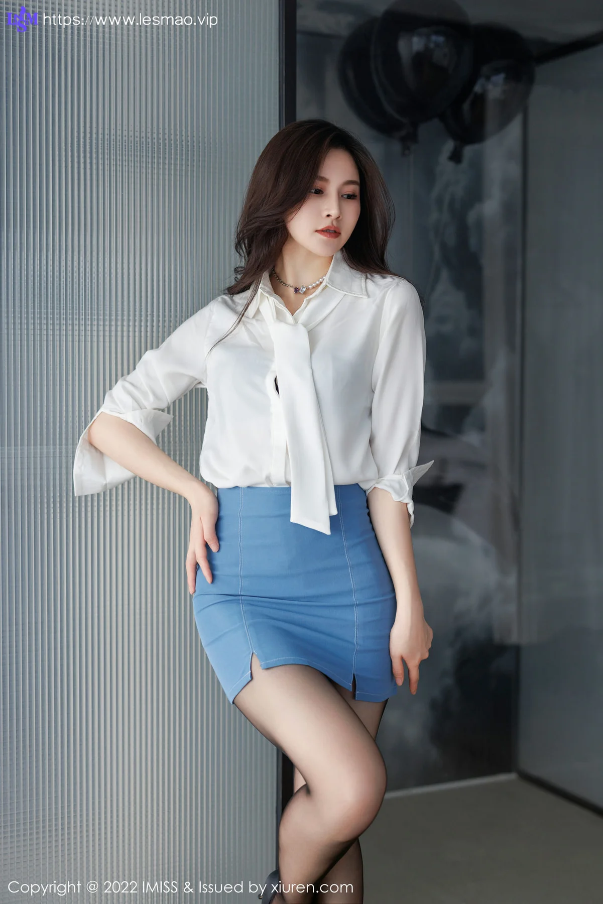 IMiss 爱蜜社 Vol.700 Vanessa 黑色蕾丝内衣性感写真 - 1