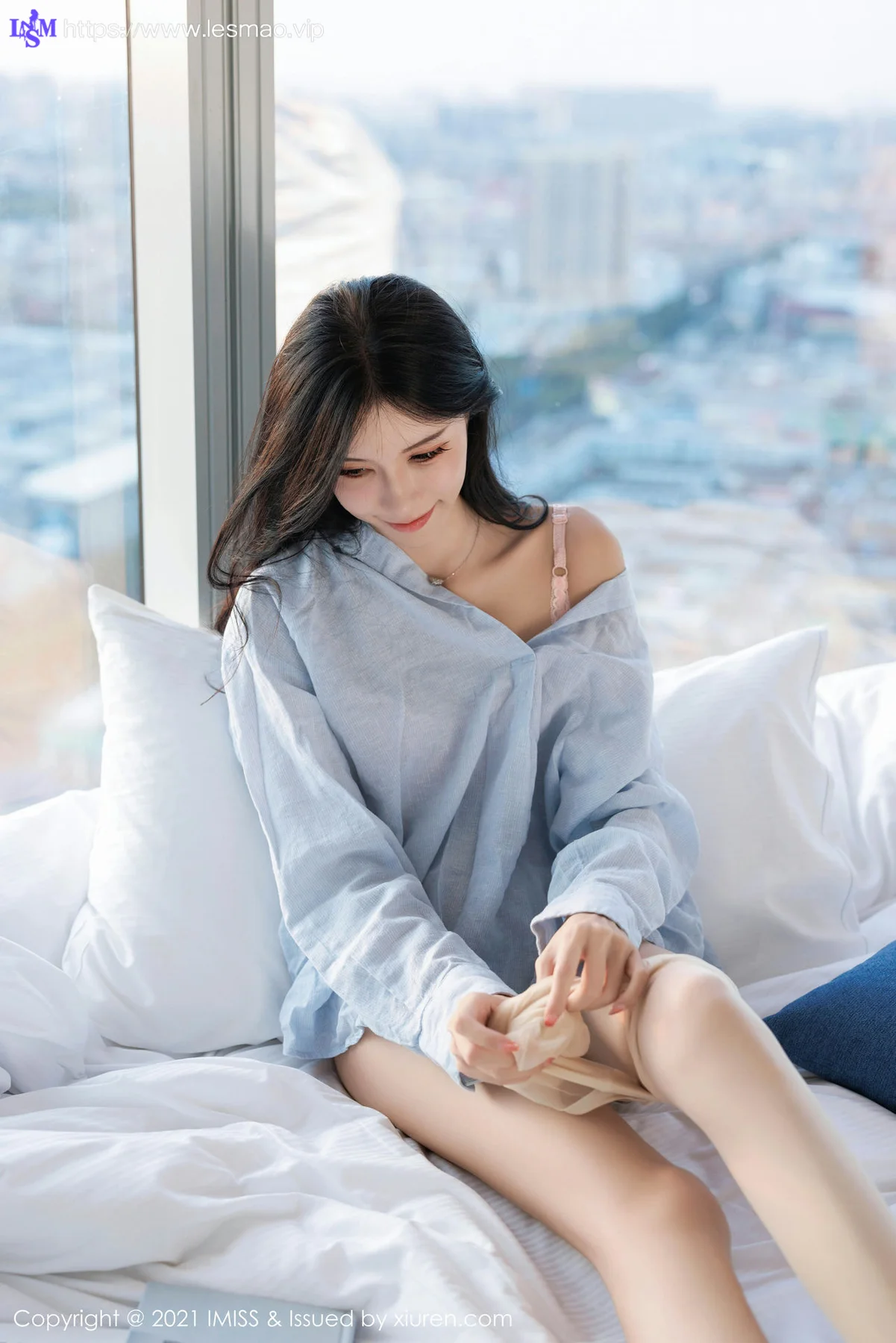 IMiss 爱蜜社 Vol.759 SISY思 诱人原色丝袜性感写真 - 4