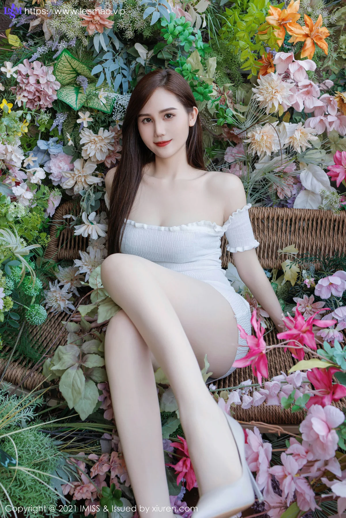 IMiss 爱蜜社 Vol.761 SISY思 紫色蕾丝内衣性感写真 - 3