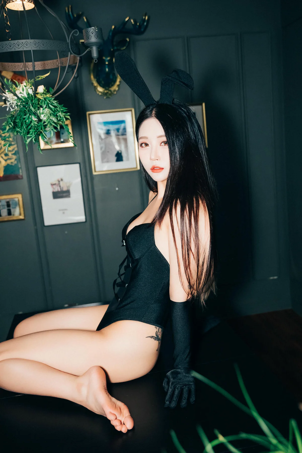 Loozy  No.002 Loozy Bomi爆乳短裙玉足 - 4