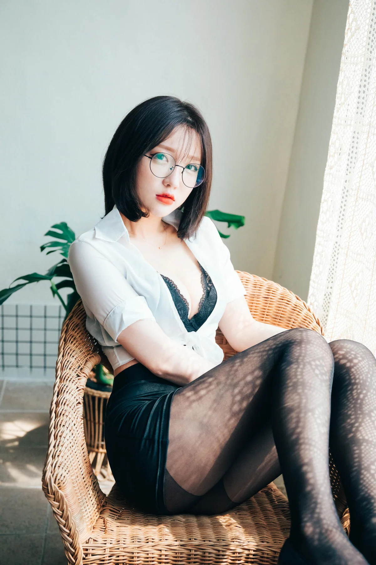 Loozy No.009 Ye-Eun黑丝ol短裙 - 1