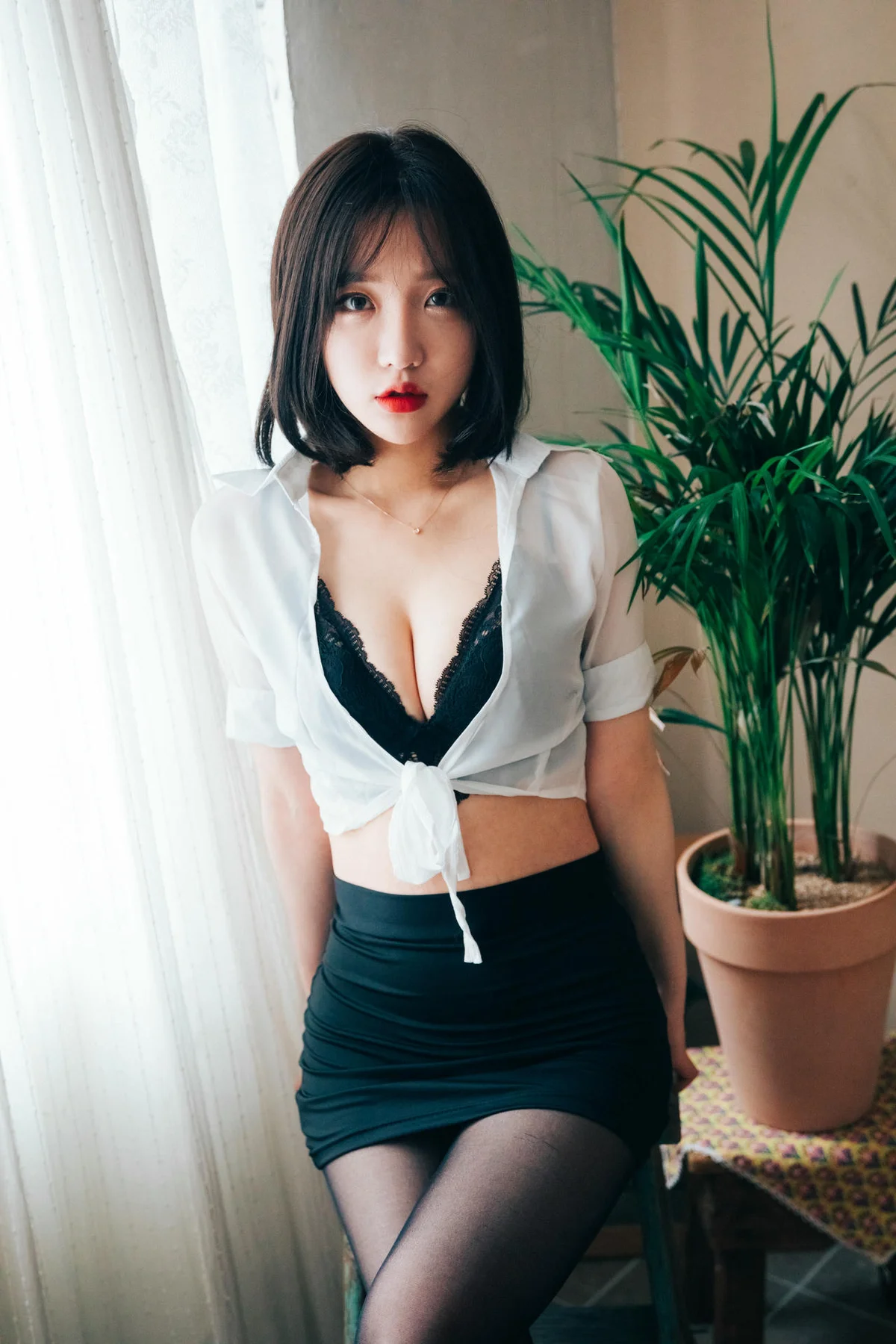 Loozy No.009 Ye-Eun黑丝ol短裙 - 3