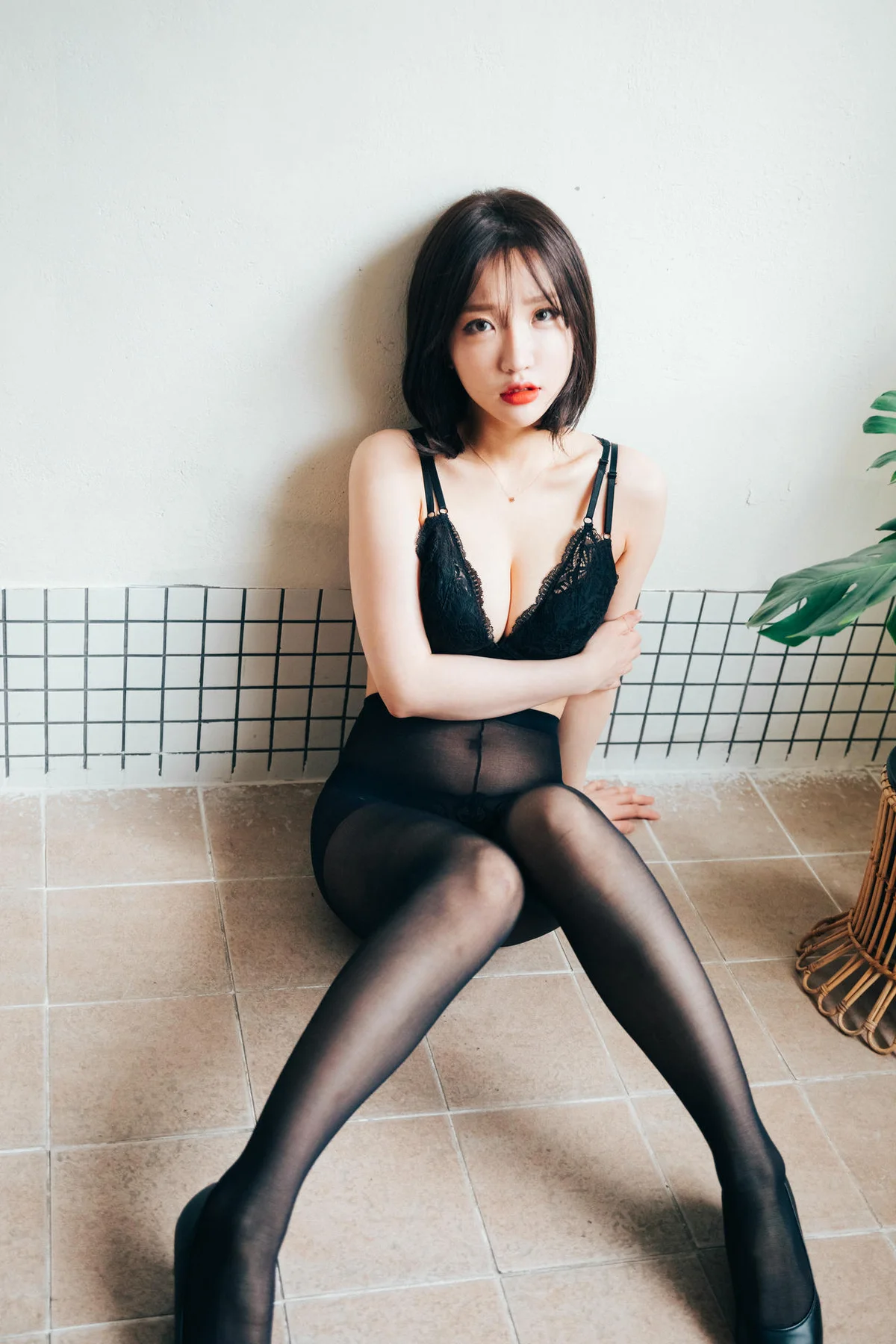 Loozy No.009 Ye-Eun黑丝ol短裙 - 10