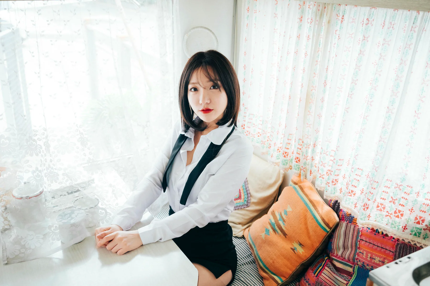 Loozy No.010 Bambi制服乳贴写真 - 1