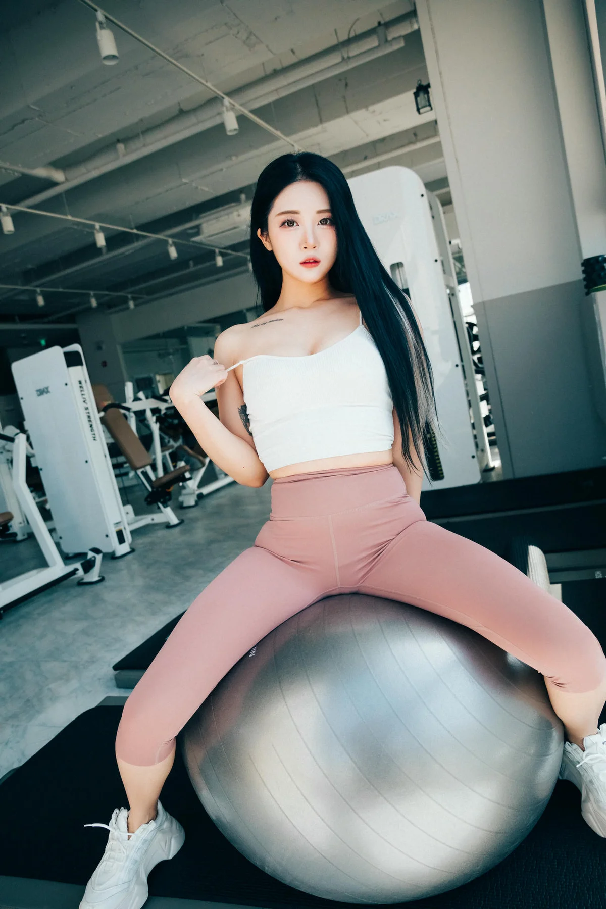 Loozy No.020  Bomi 健身瑜伽翘臀 - 1