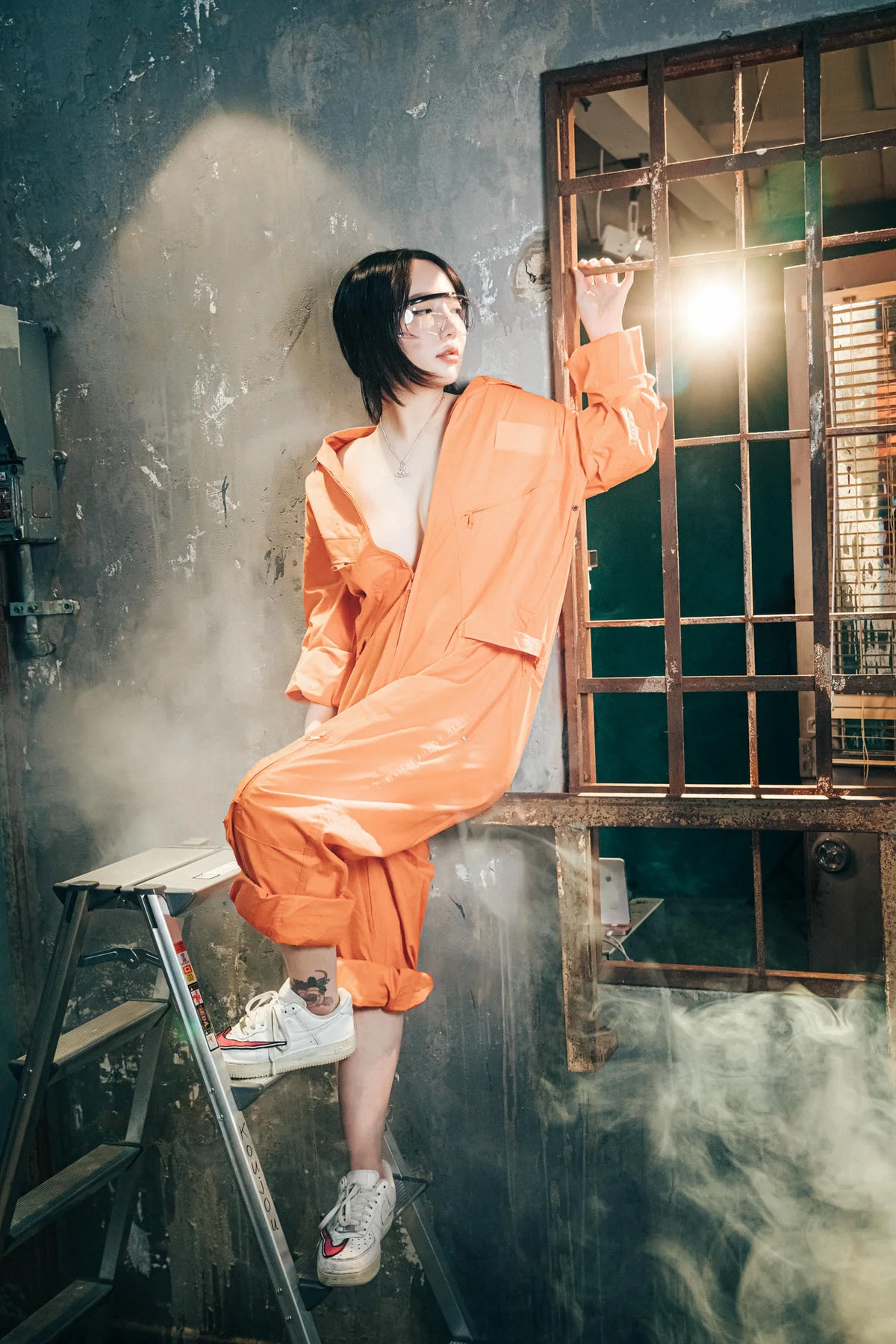 Loozy No.026 孫樂樂维修美女写真 - 2
