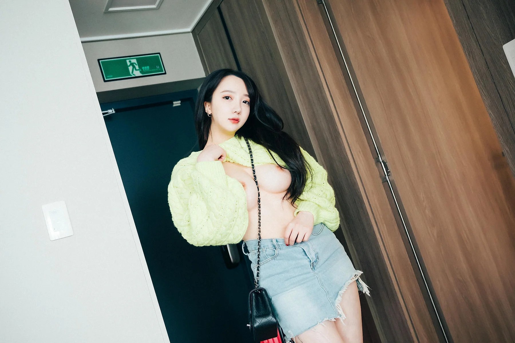 Loozy No.038 Son Ye-Eun玉背纹身辣女 - 8