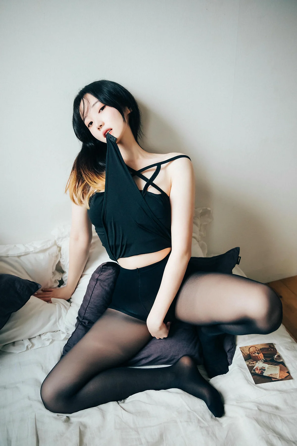 Loozy No.039 Bomi亮色连体衣写真 - 3