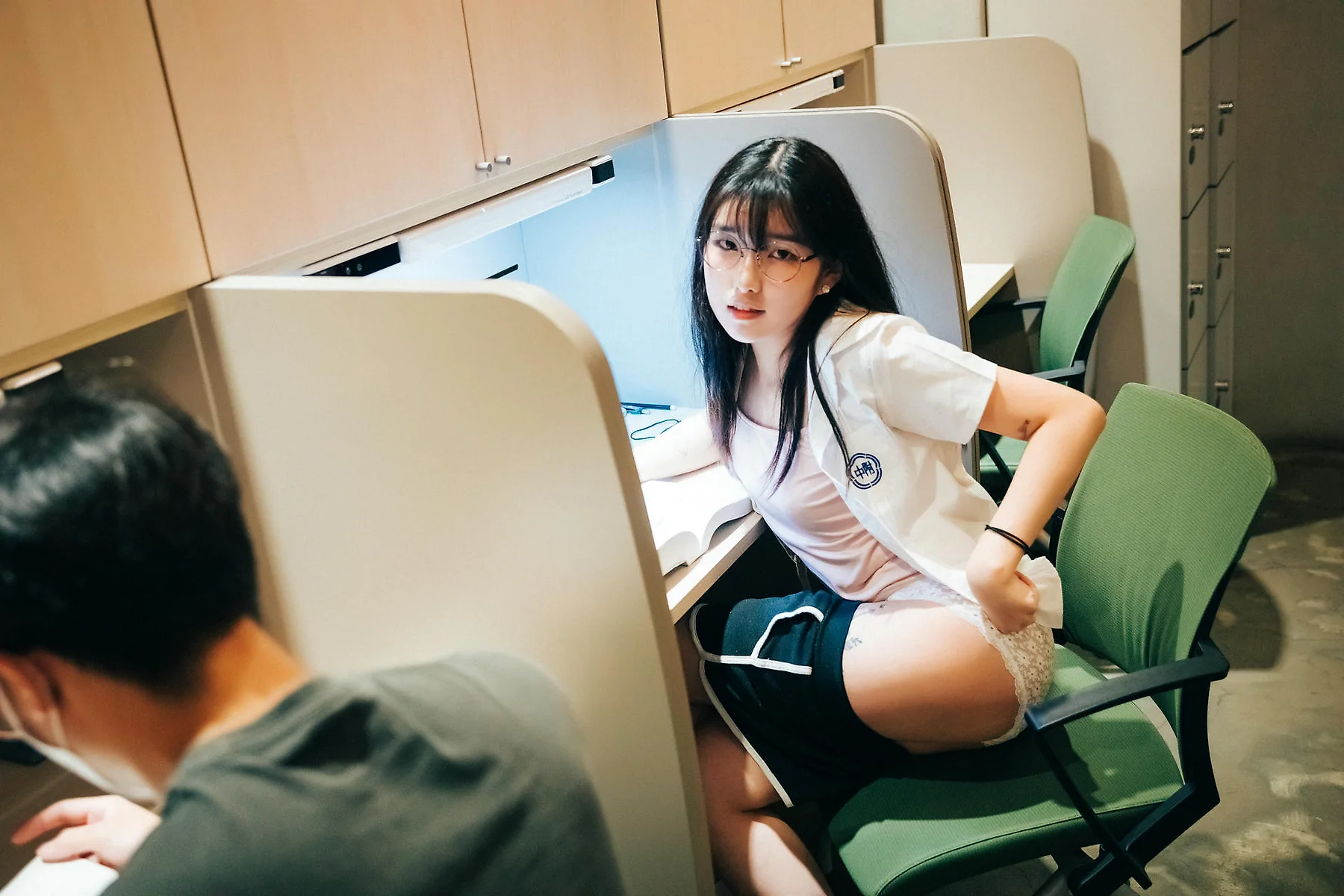 Loozy No.041 Sonson办公室诱惑写真 - 9