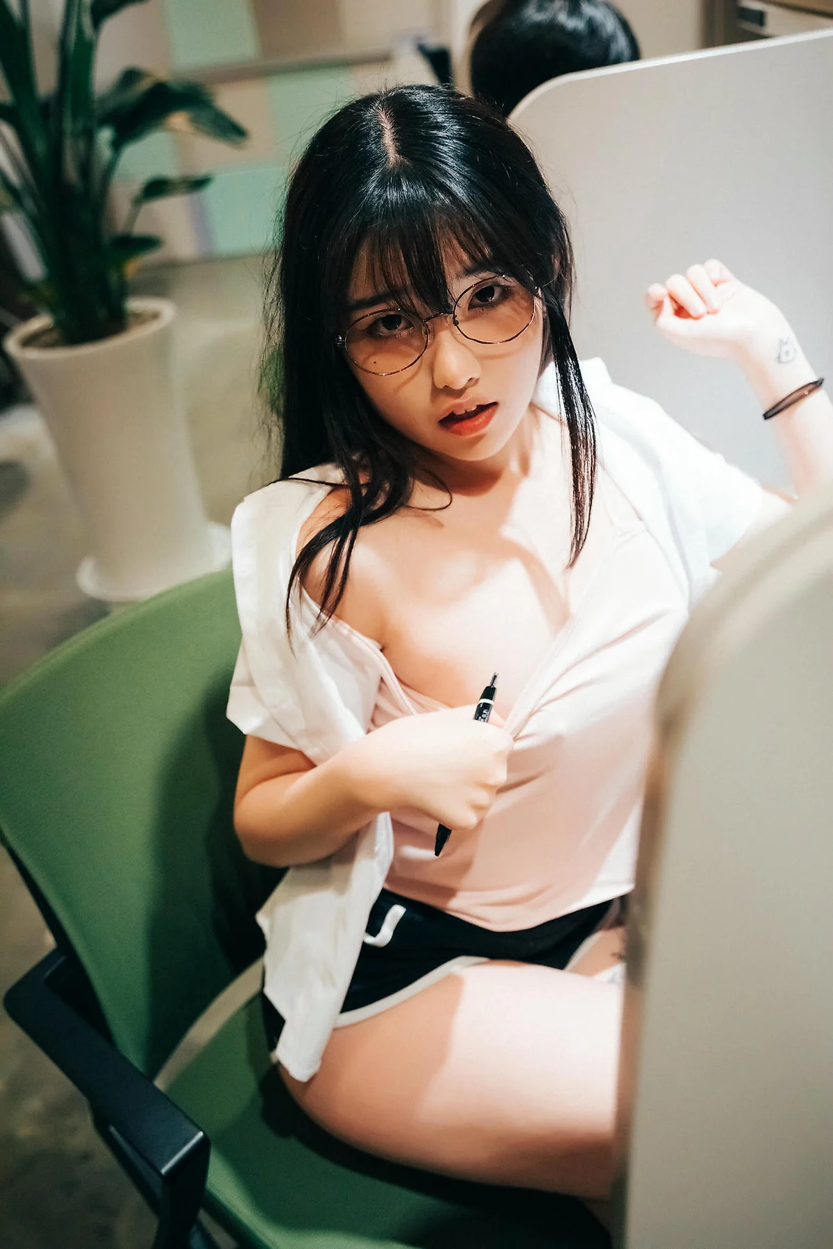 Loozy No.041 Sonson办公室诱惑写真 - 7