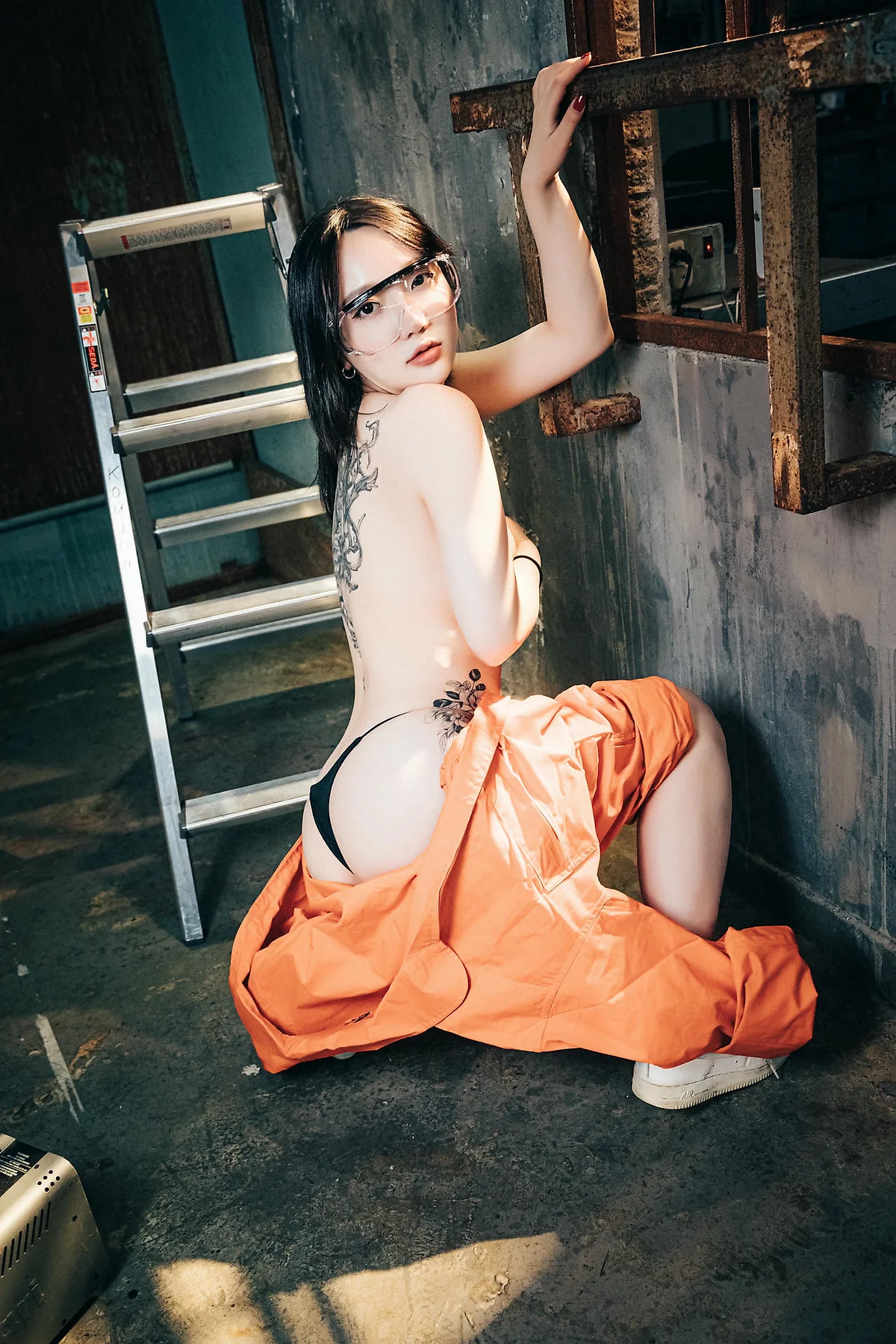 Loozy No.051 Son Ye-Eun爆乳修理工主题 - 8