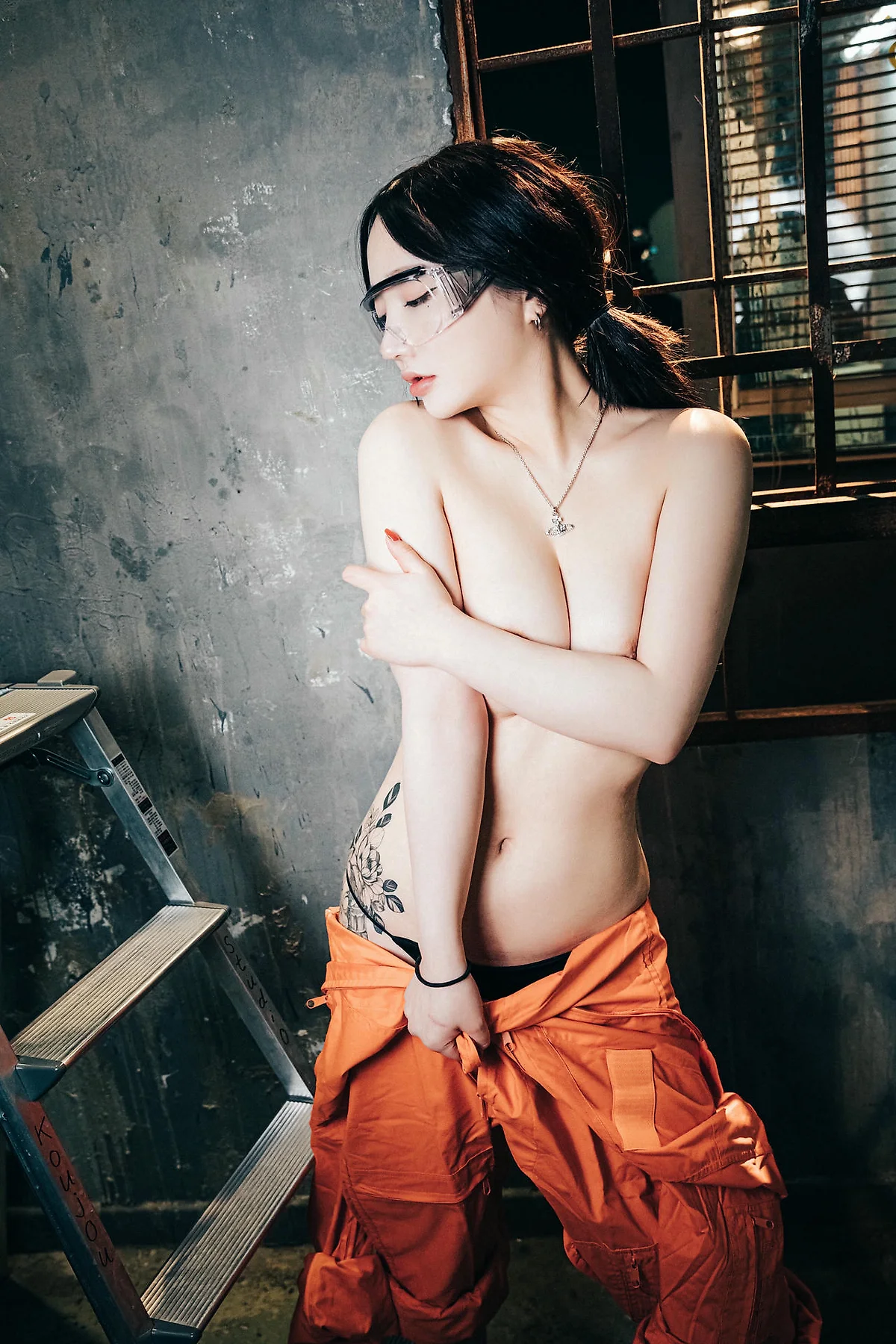 Loozy No.051 Son Ye-Eun爆乳修理工主题 - 6